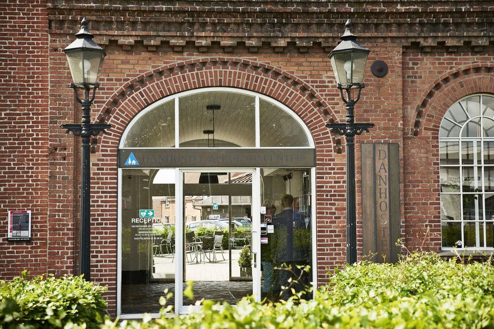Stoberiet Hostel Svendborg Exterior photo Entrance to the museum