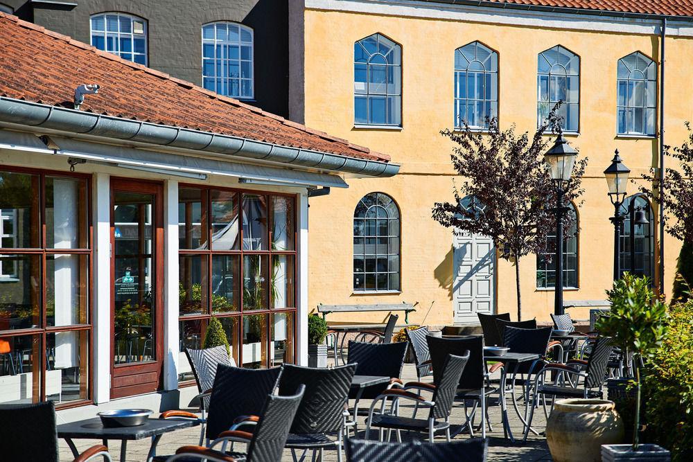 Stoberiet Hostel Svendborg Exterior photo The old town hall